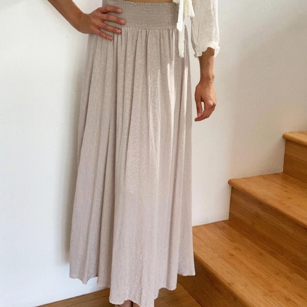 Women's Silver Animal Print Smock Skirt